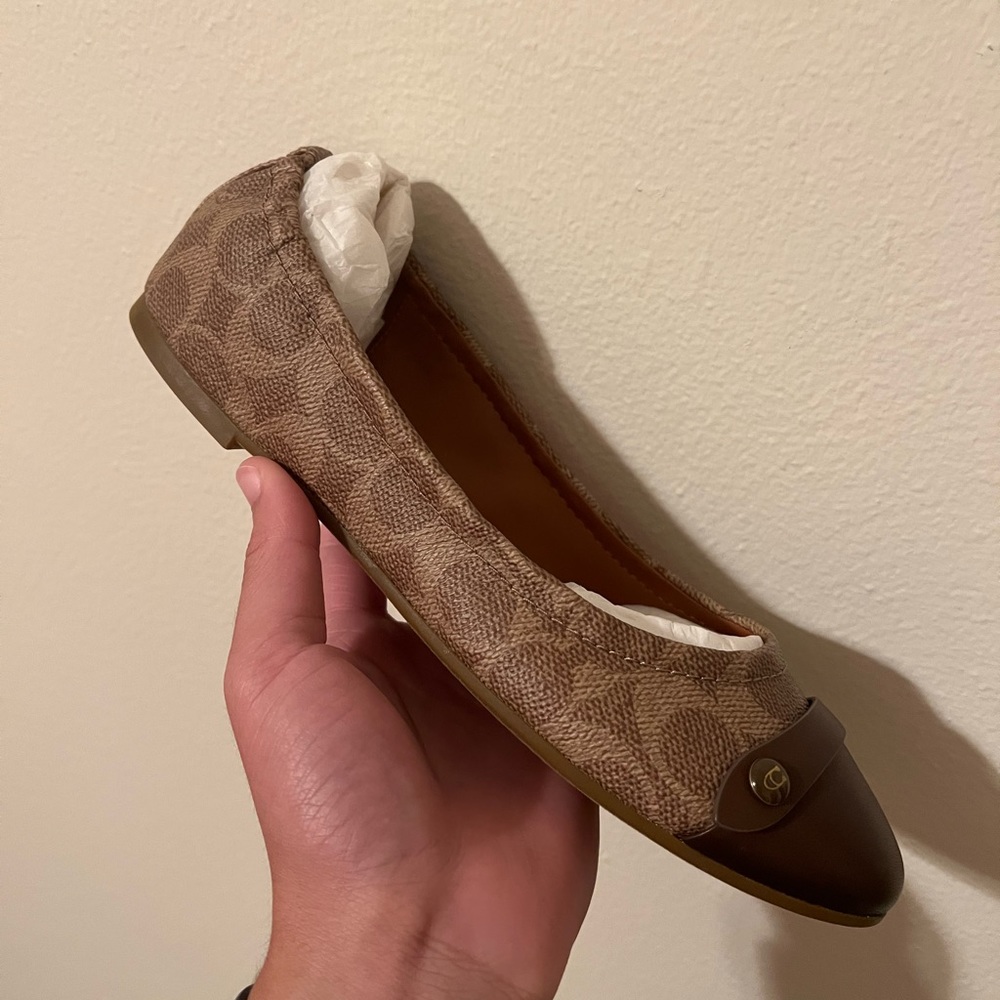 coach flats